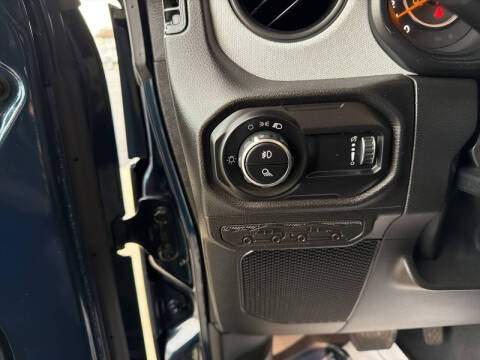 2025 Jeep Gladiator NightHawk