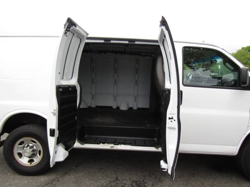 2021 Chevrolet Express 2500