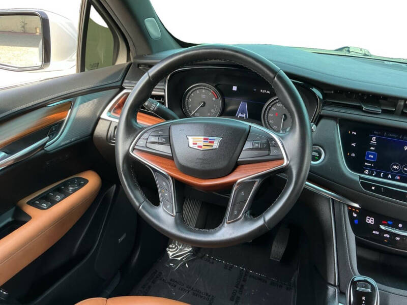 2021 Cadillac XT5 Premium Luxury