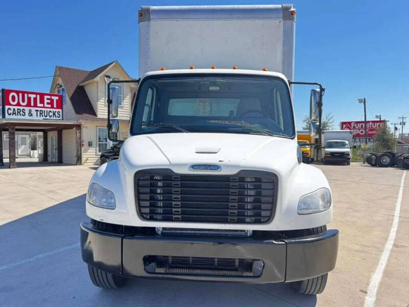 2017 Freightliner M2 106