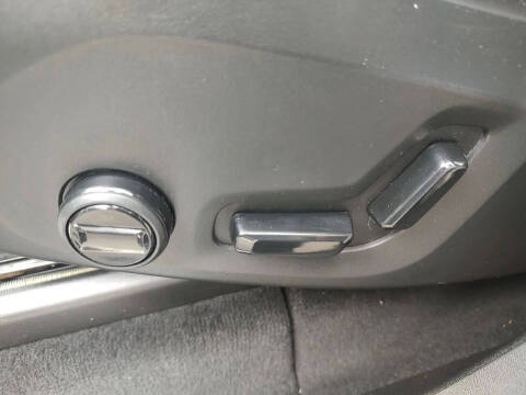 2022 Volvo XC90 T5 Momentum