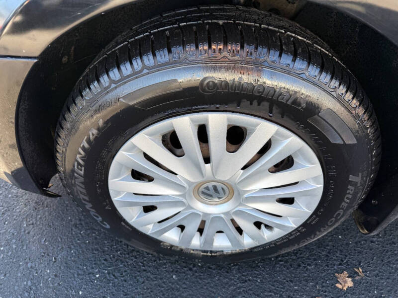 2011 Volkswagen Golf 2.5L PZEV