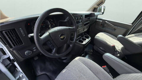 2023 Chevrolet Express LS 3500