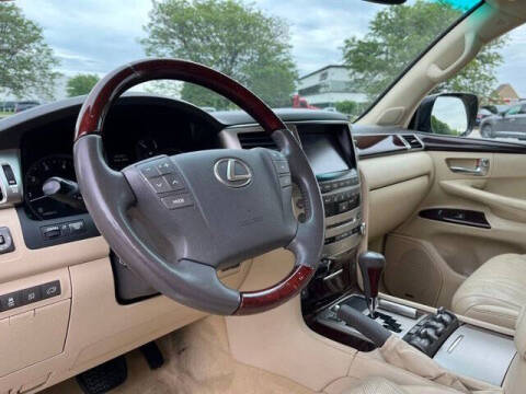 2013 Lexus LX 570