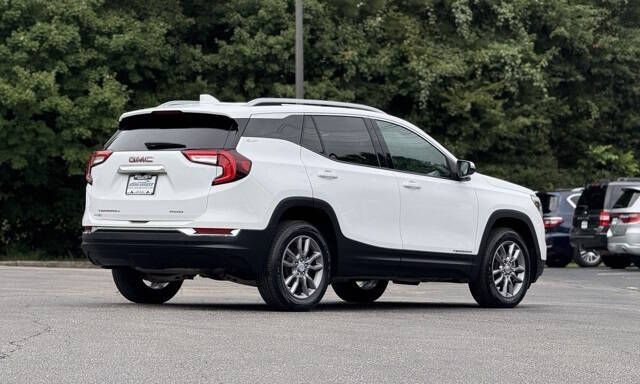 2024 GMC Terrain SLT