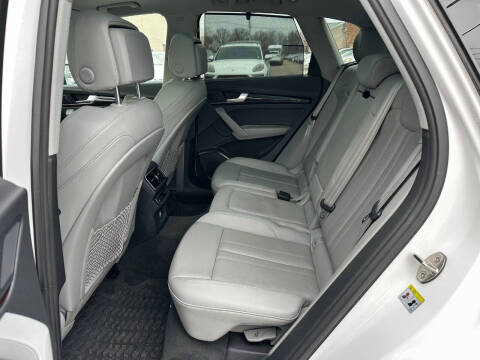 2018 Audi Q5 2.0T quattro Premium Plus