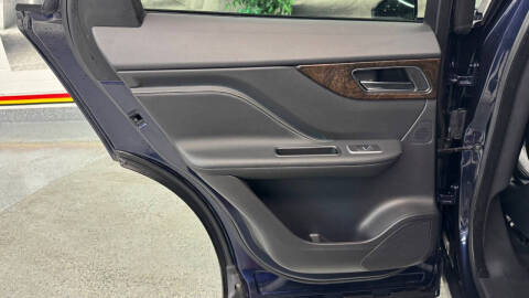 2017 Jaguar F-PACE S