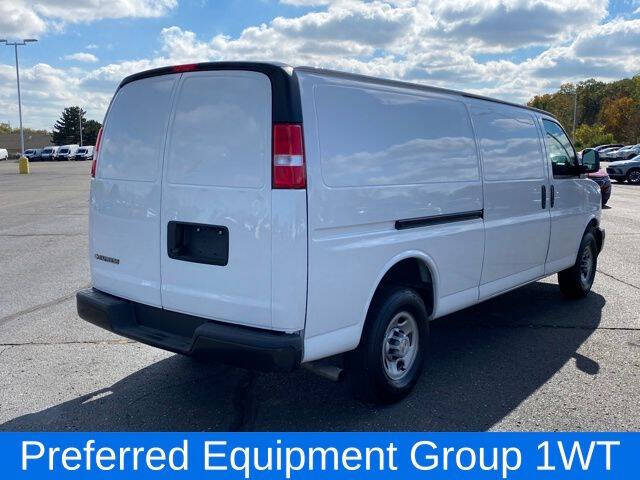2024 Chevrolet Express 2500