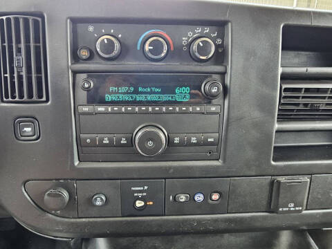 2017 Chevrolet Express 2500