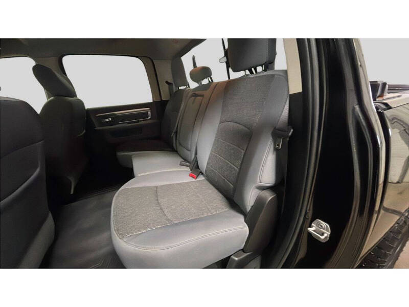 2019 RAM 1500 Classic SLT