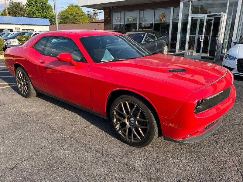 2015 Dodge Challenger SXT