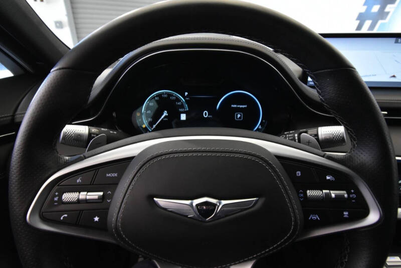2023 Genesis GV70 2.5T Standard