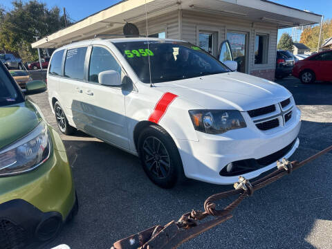 2017 Dodge Grand Caravan for sale at AA Auto Sales in Independence MO