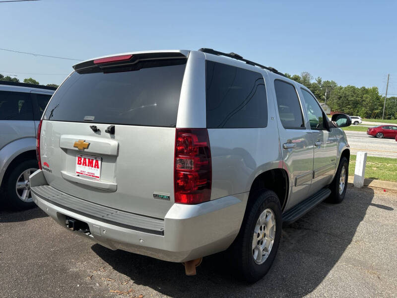 2011 Chevrolet Tahoe LT photo 2