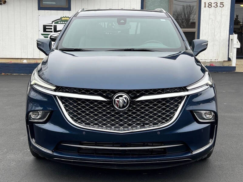 2023 Buick Enclave Essence