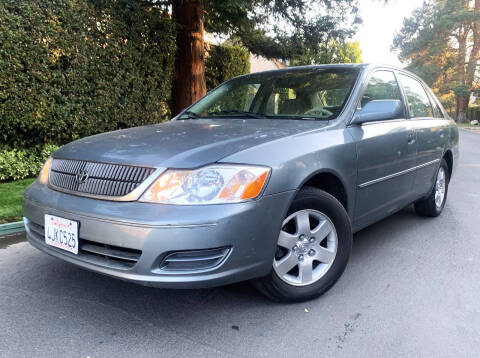 2000 Toyota Avalon for sale at Valley Coach Co Sales & Leasing in Van Nuys CA