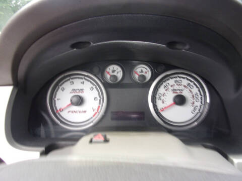 2010 Ford Focus SES