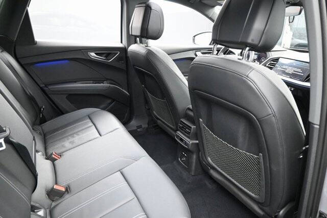 2023 Audi Q4 e-tron quattro Premium Plus 50