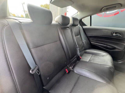 2016 Acura ILX w/Premium