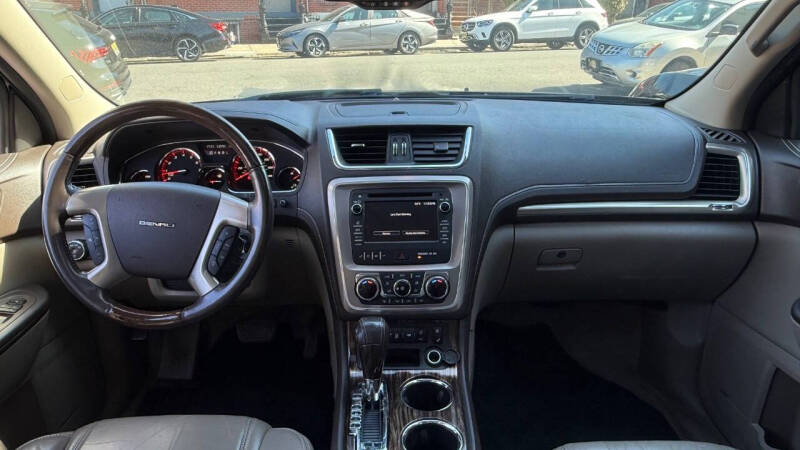 2013 GMC Acadia Denali