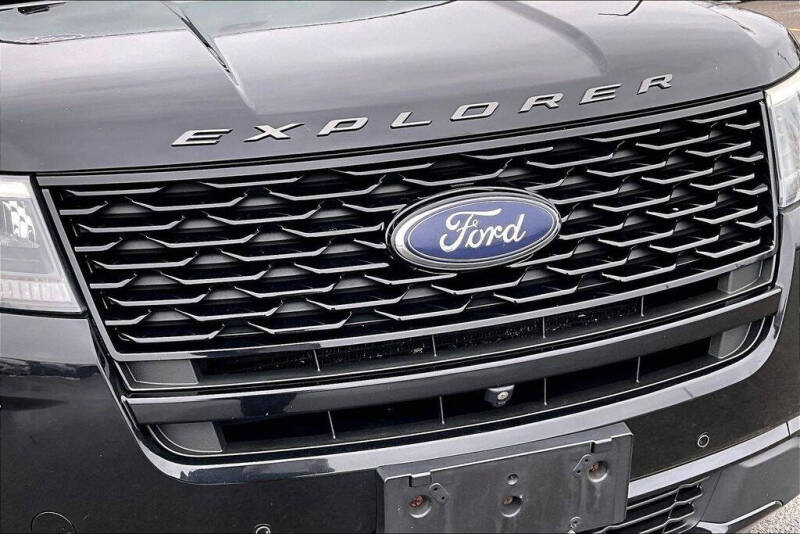 2018 Ford Explorer Sport