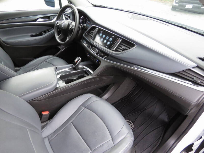 2019 Buick Enclave Essence