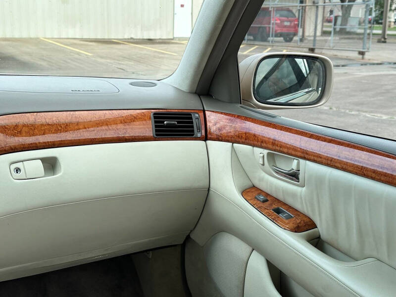 2005 Lexus LS 430