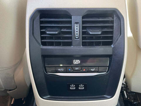 2022 BMW 3 Series 330e