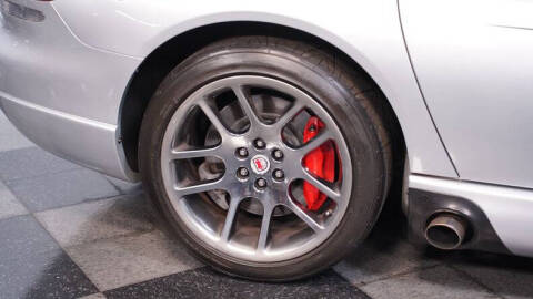 2005 Dodge Viper SRT-10