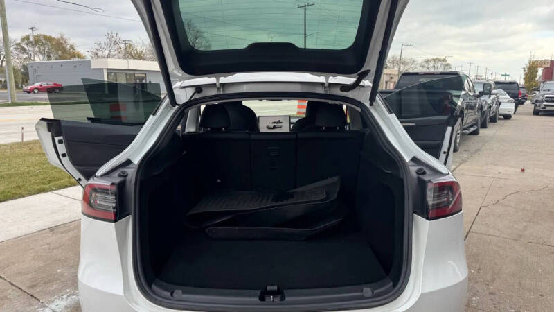 2022 Tesla Model Y Long Range