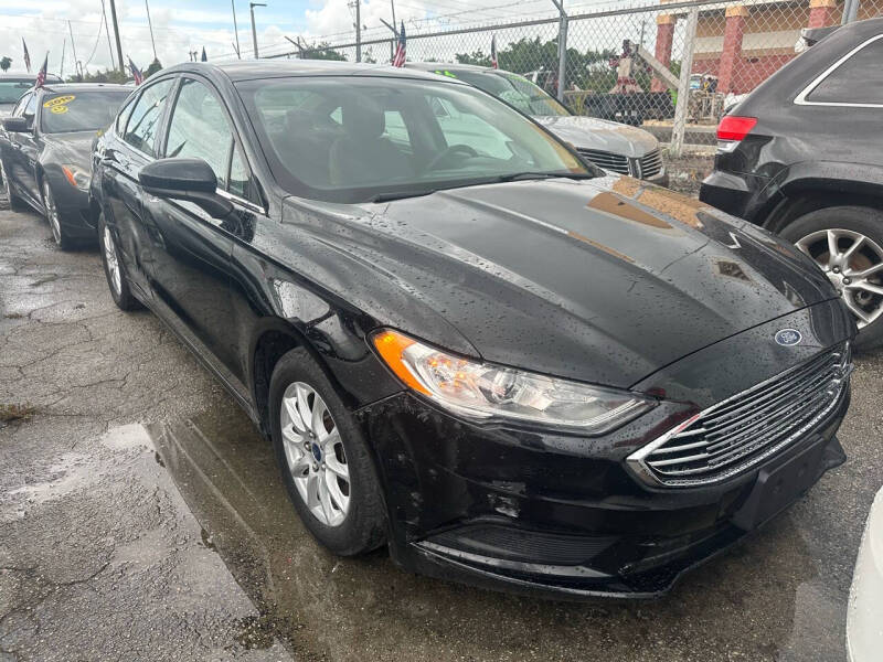 2018 Ford Fusion S photo 8