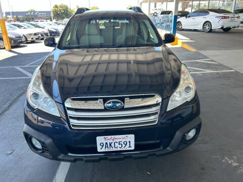 2013 Subaru Outback for sale at Auto Outlet Sac LLC in Sacramento CA