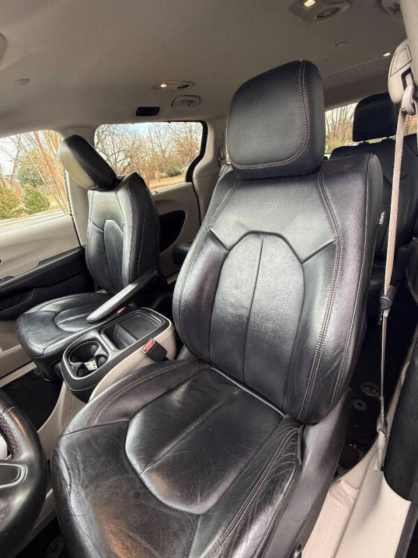 2017 Chrysler Pacifica Touring Plus