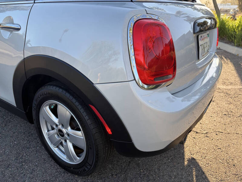 2016 MINI Hardtop 4 Door Cooper