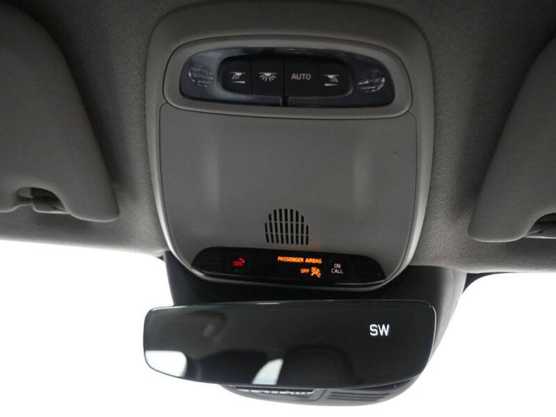 2021 Volvo XC40 T5 Momentum