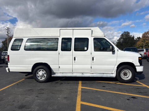 2013 Ford E-Series E-350 SD