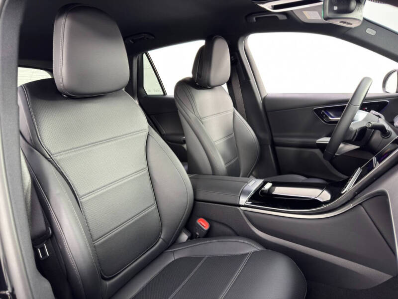 2025 Mercedes-Benz GLC GLC 300