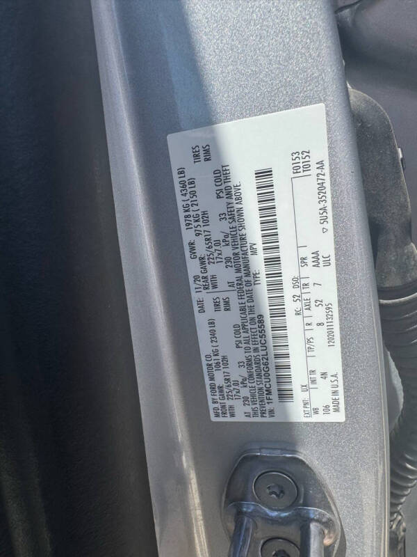 2020 Ford Escape SE