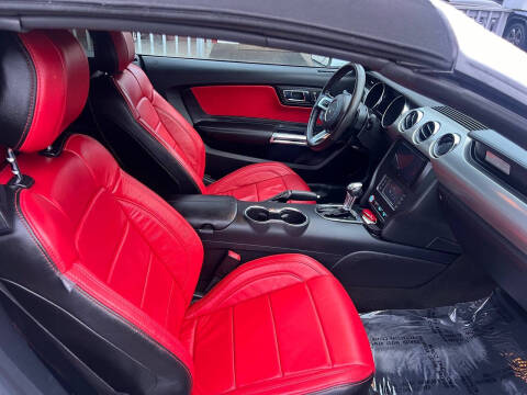 2015 Ford Mustang V6