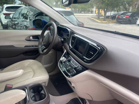 2019 Chrysler Pacifica Touring Plus