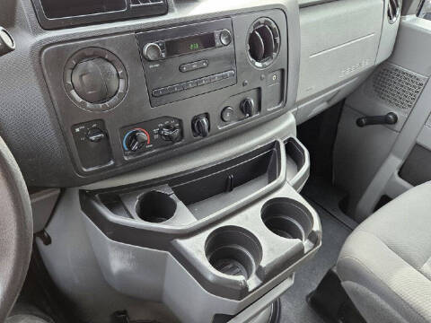 2014 Ford E-Series E-150