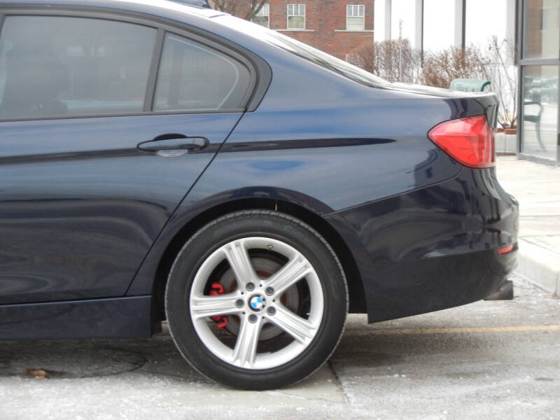 2014 BMW 3 Series 320i