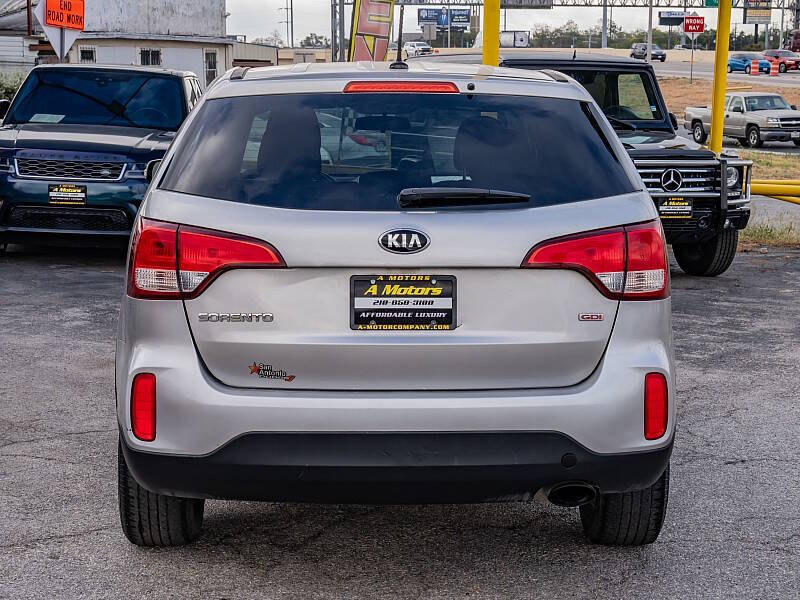 2015 Kia Sorento LX