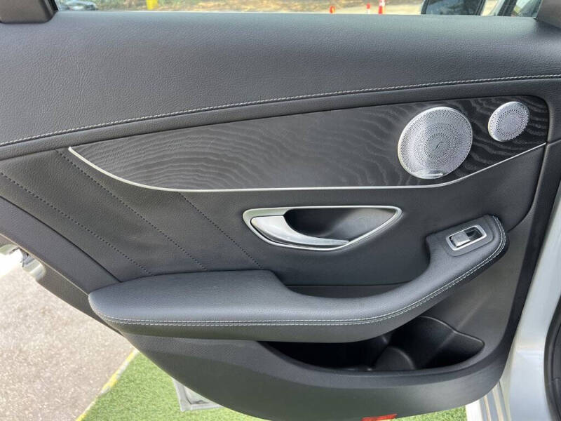 2017 Mercedes-Benz C-Class