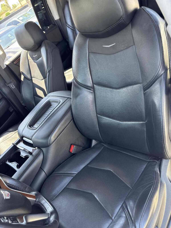 2020 Cadillac Escalade ESV Luxury