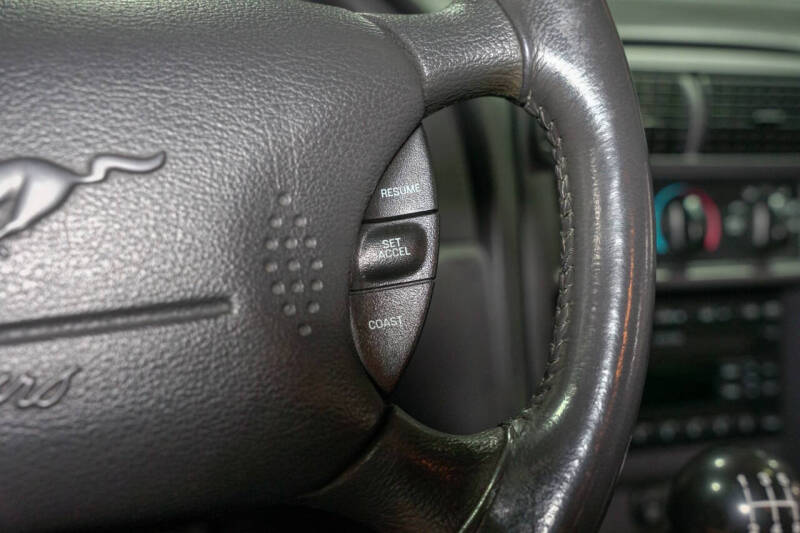 2001 Ford Mustang Bullitt