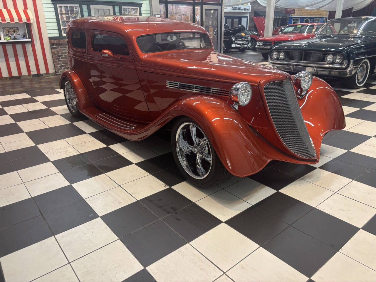 1933 Ford Victoria 5
