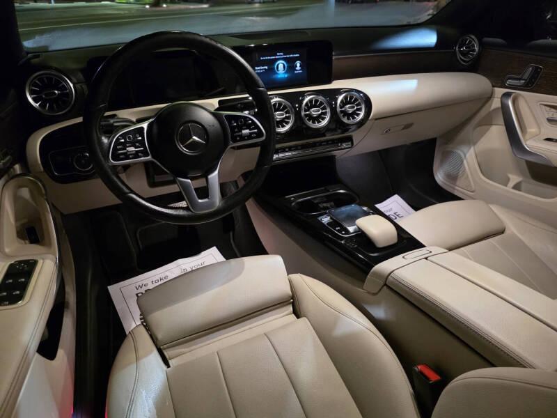 2019 Mercedes-Benz A-Class A 220