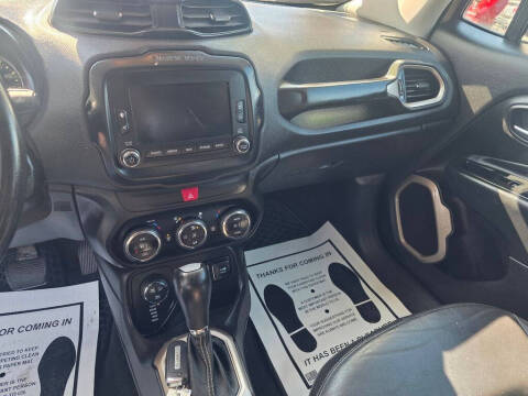2017 Jeep Renegade Deserthawk