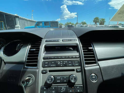 2012 Ford Taurus SEL